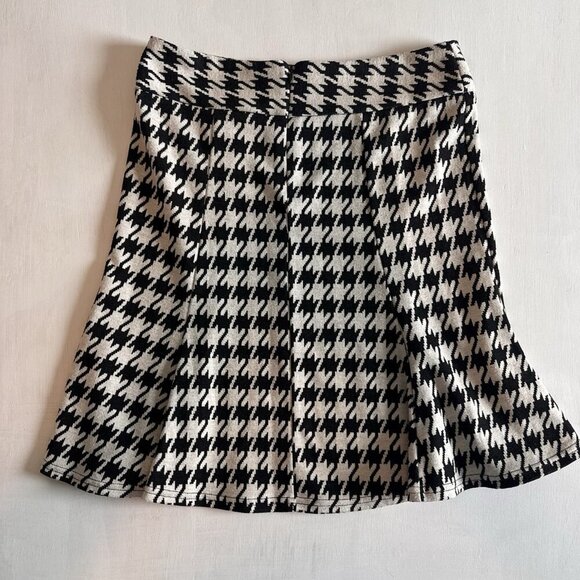 Y2K Skirt Size Small White Black Houndstooth Fit & Flare Catch My I Academia - Picture 6 of 9